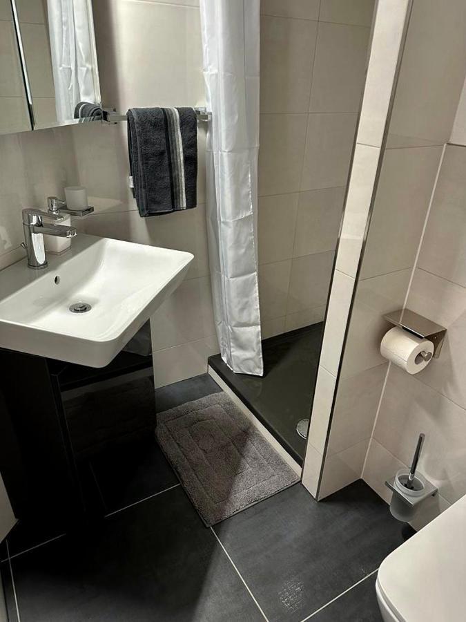 Flexible, Schoene Und Gut Aussehende Feriensuite Reutlingen Dış mekan fotoğraf